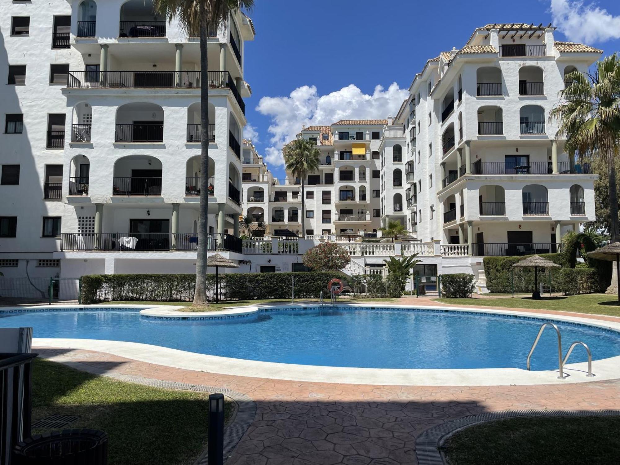 Apartamento En Marina Duquesa Castillo de Sabinillas エクステリア 写真